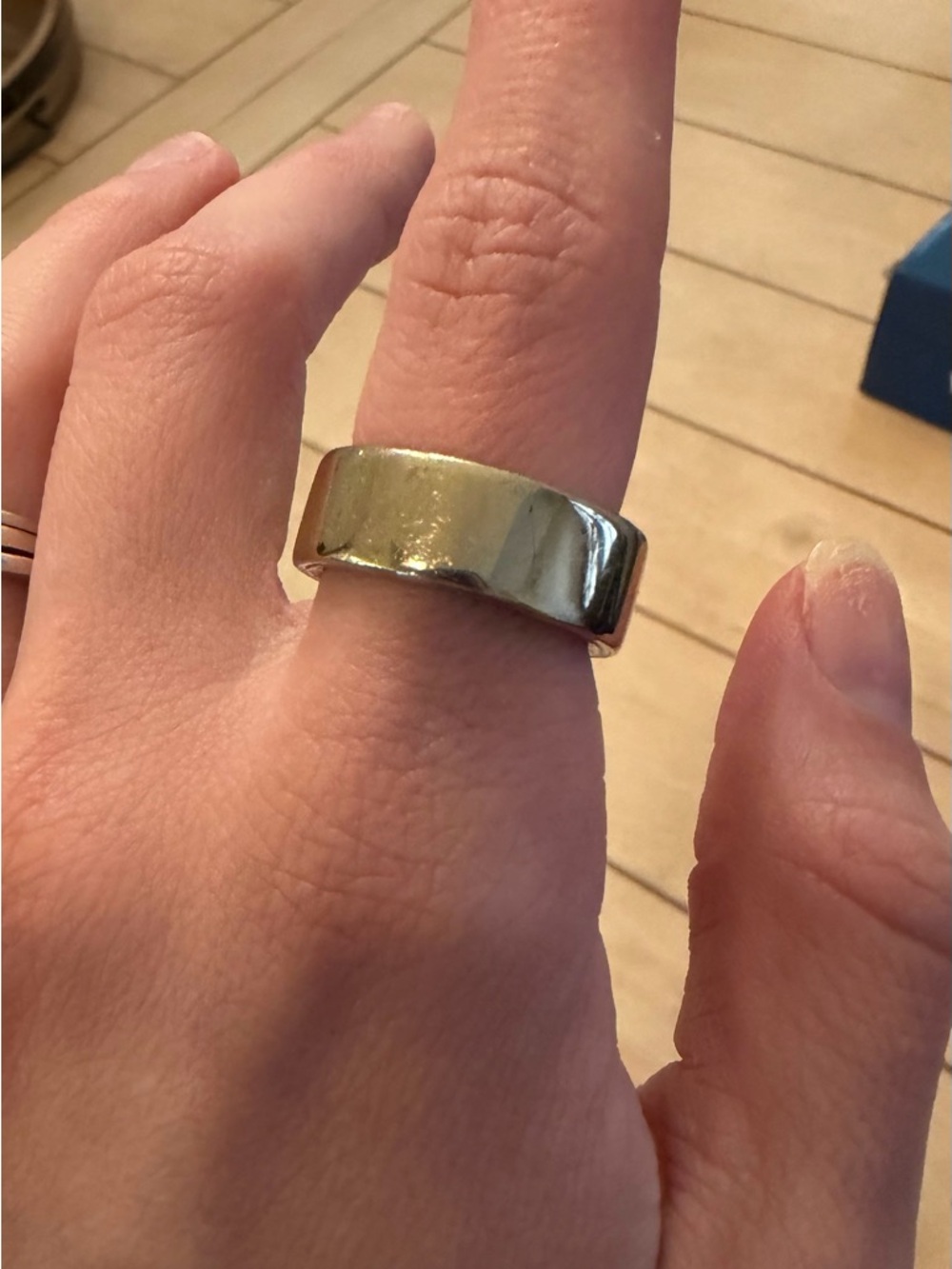 Gold Oura 4